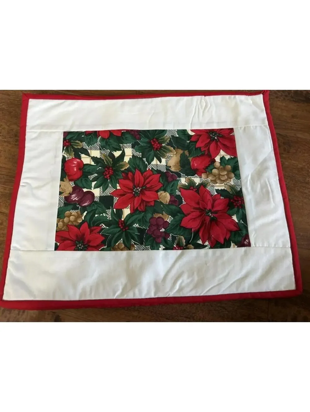 Set of 6 Christmas Poinsettia Quilted Placemats